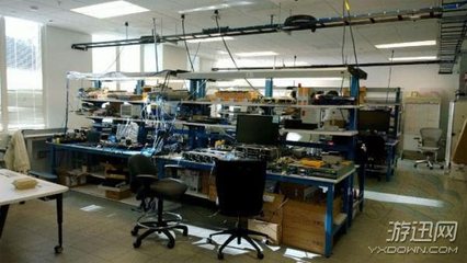 探秘Facebook硬件實驗室Area 404 電子專用材料制造的創新引擎